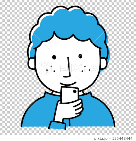 携帯電話を見ている天然パーマの男性 携帯電話を見ている天然パーマの男性 135448444