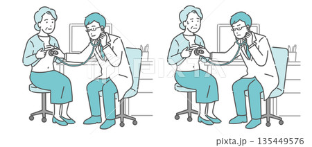 聴診器で診察する男性医師のイラストセット(白衣・高齢女性患者・通常と体調不良) 聴診器で診察する男性医師のイラストセット(白衣・高齢女性患者・通常と体調不良) 135449576