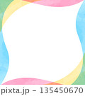 曲線のシンプルな背景、フレーム、水彩カラー、正方形サイズ 135450670