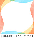 曲線のシンプルな背景、フレーム、水彩カラー、正方形サイズ 135450671