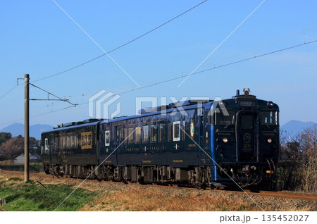 球磨川に生息する鳥の名前から名付けられた特急「かわせみ やませみ」 135452027