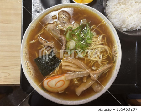 カレー中華 135453207