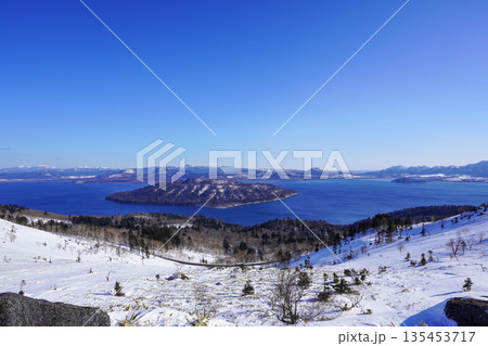 美幌峠から屈斜路湖を見て（2026年1月） 135453717