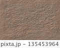 凸凹した茶色の壁 抽象的な背景素材 テクスチャ背景 凸凹した茶色の壁 抽象的な背景素材 テクスチャ背景 135453964