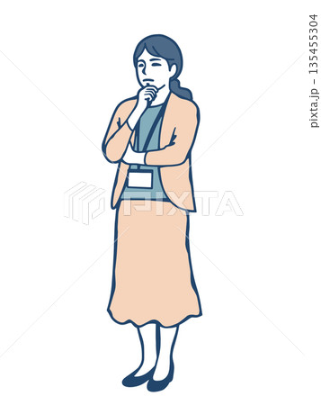 考え込む女性スタッフのビジネスイラスト　企画検討・判断シーン 135455304