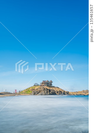 「青森県」対岸から蕪島を望む 八戸市 長秒露光 「青森県」対岸から蕪島を望む 八戸市 長秒露光 135461657