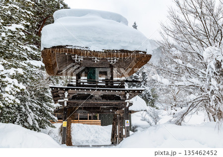 雪の白川郷 明善寺 雪の白川郷 明善寺 135462452