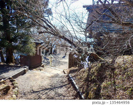 土山峠から大山経由で秦野駅までの登山道 135464956