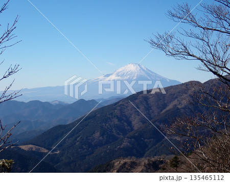 土山峠から大山経由で秦野駅までの登山道 土山峠から大山経由で秦野駅までの登山道 135465112