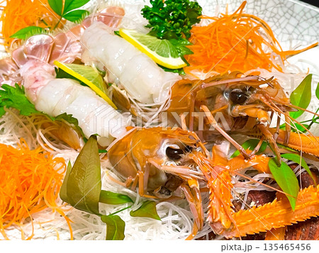 西伊豆・戸田温泉旅館の夕食 アカザエビ 西伊豆・戸田温泉旅館の夕食 アカザエビ 135465456