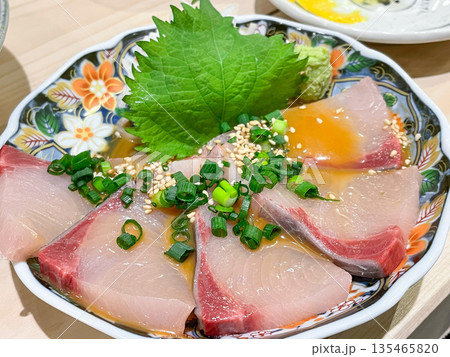 九州博多の名物・胡麻ぶり 九州博多の名物・胡麻ぶり 135465820