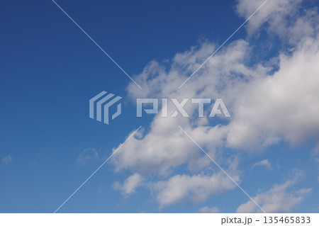 空 00101 空 00101 135465833