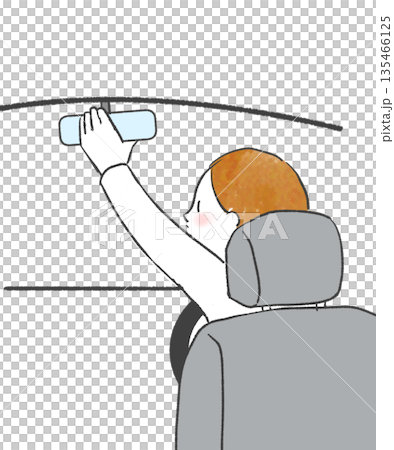 車のルームミラーを直す女性 135466125