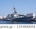 横須賀基地に停泊するミサイル駆逐艦ミリアス 135466604