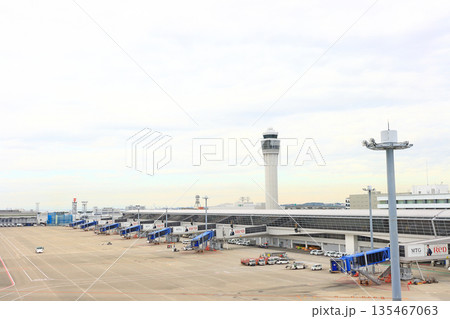 愛知県常滑市、中部国際空港の風景 135467063
