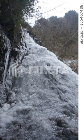 新九郎の滝氷瀑 135467486