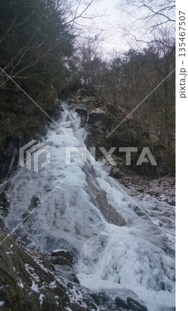 新九郎の滝氷瀑 135467507