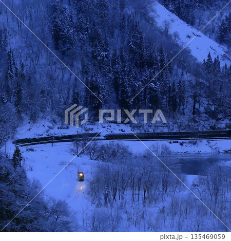 雪景色の飯山線 雪景色の飯山線 135469059