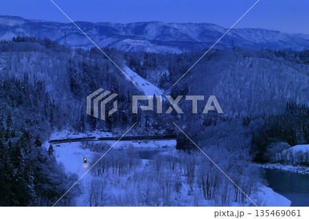 雪景色の飯山線 雪景色の飯山線 135469061