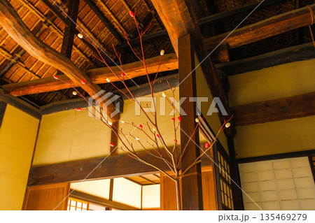 古民家のまゆ玉飾り 古民家のまゆ玉飾り 135469279