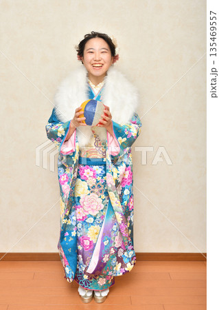 振袖の女の子 振袖の女の子 135469557
