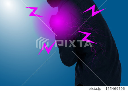 肩の痛み 五十肩 肩関節周囲炎 癒着性肩関節包炎 135469596