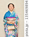 振袖の女の子 135469894