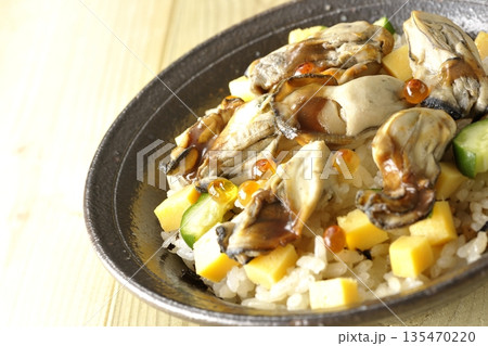 牡蠣入りちらし寿司 牡蠣入りちらし寿司 135470220