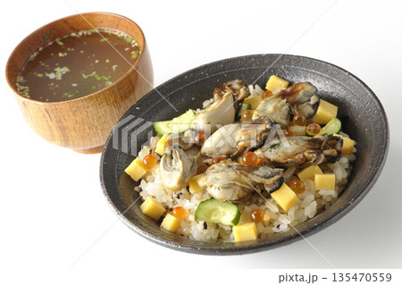 牡蠣入りちらし寿司とお吸物 牡蠣入りちらし寿司とお吸物 135470559