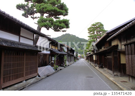 近江八幡の町並み　新町通り 135471420