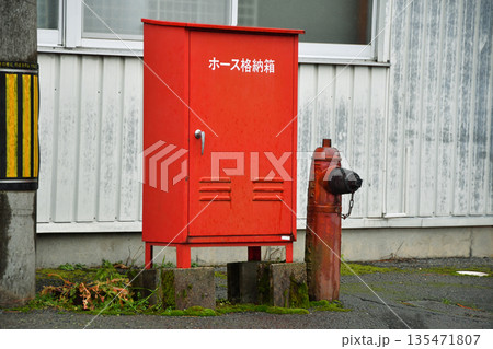 昭和の古い消火栓_01 昭和の古い消火栓_01 135471807