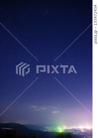 冬の大観峰と星空 冬の大観峰と星空 135472434