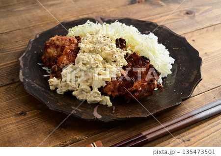 チキン南蛮丼 135473501