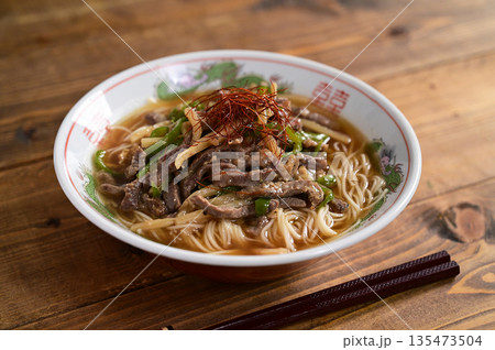 青椒牛肉絲ラーメン 青椒牛肉絲ラーメン 135473504