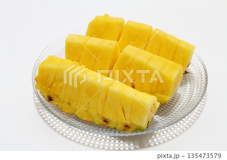 パイナップル（カット） 135473579