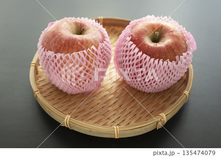 ネットキャップ林檎 135474079