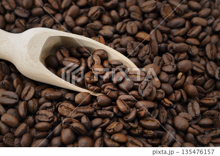 コーヒー豆のイメージ コーヒー豆のイメージ 135476157
