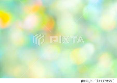 グリーンカラー系キラキラ背景イメージ グリーンカラー系キラキラ背景イメージ 135476591