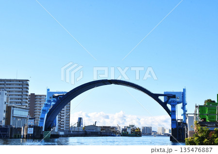 大阪の安治川副水門_02 大阪の安治川副水門_02 135476887