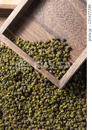 Spices: Sichuan peppercorns Spices: Sichuan peppercorns 135477296