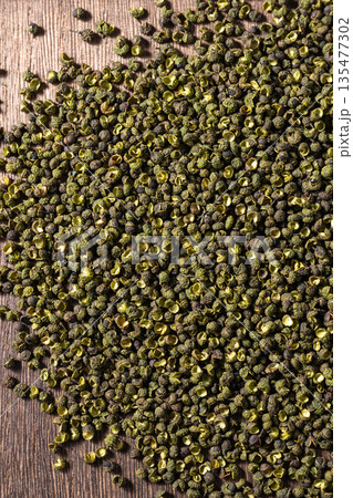 Spices: Sichuan peppercorns 135477302