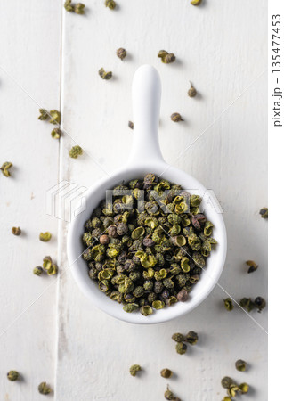 Spices: Sichuan peppercorns Spices: Sichuan peppercorns 135477453