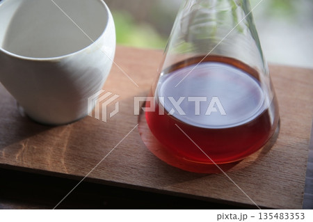窓際のコーヒー 窓際のコーヒー 135483353