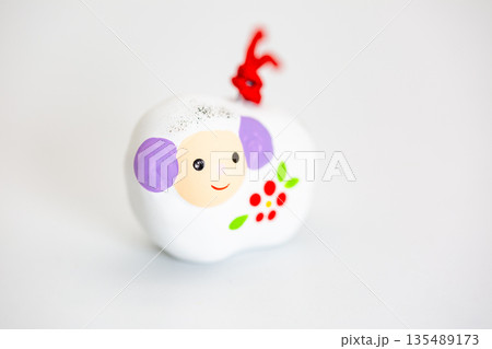 干支土鈴　羊 135489173