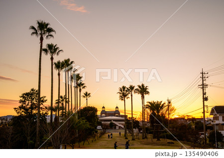 異国のようで日本の夕景　電柱が教えてくれた場所 Almost California but Japa 135490406