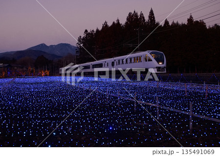 日光市 鬼怒川温泉 スペーシアⅹとイルミネーション 日光市 鬼怒川温泉 スペーシアⅹとイルミネーション 135491069