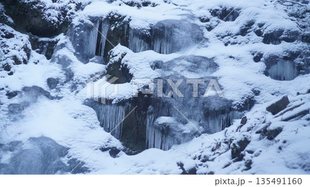 鳴岩川氷瀑 135491160