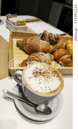 Coffee and Croissants: A Perfect Breakfast Scene 135491223
