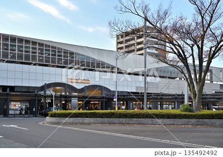 鉄道　私鉄・東武伊勢崎線　越谷駅東口 135492492