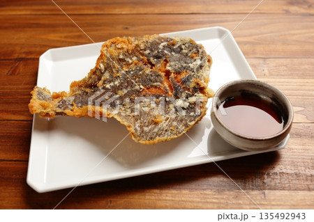 カレイのから揚げ カレイのから揚げ 135492943